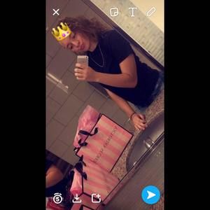 Meet your Posher, Cabrina