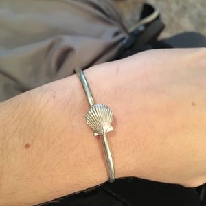 Silver shell bracelet