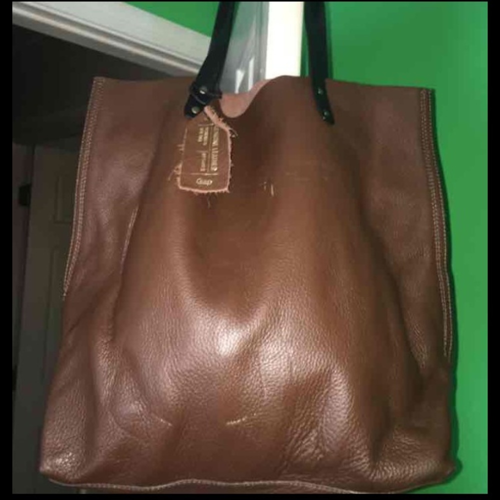 THE GAP BROWN LEATHER TOTE