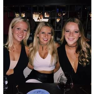 Meet your Posher, Sloane