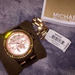 Michael Kors rose gold watch