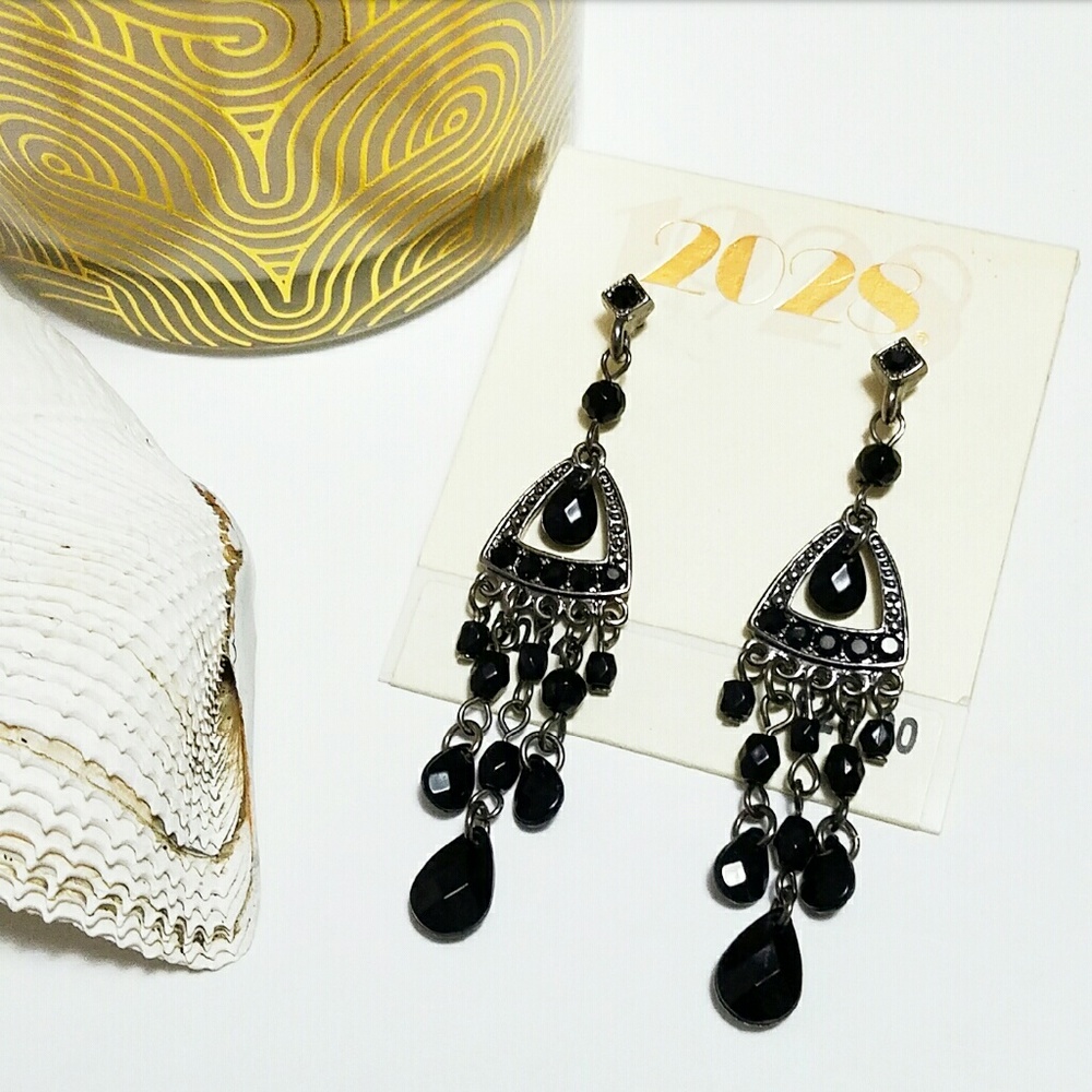 Earrings - Picture 2 of 3
