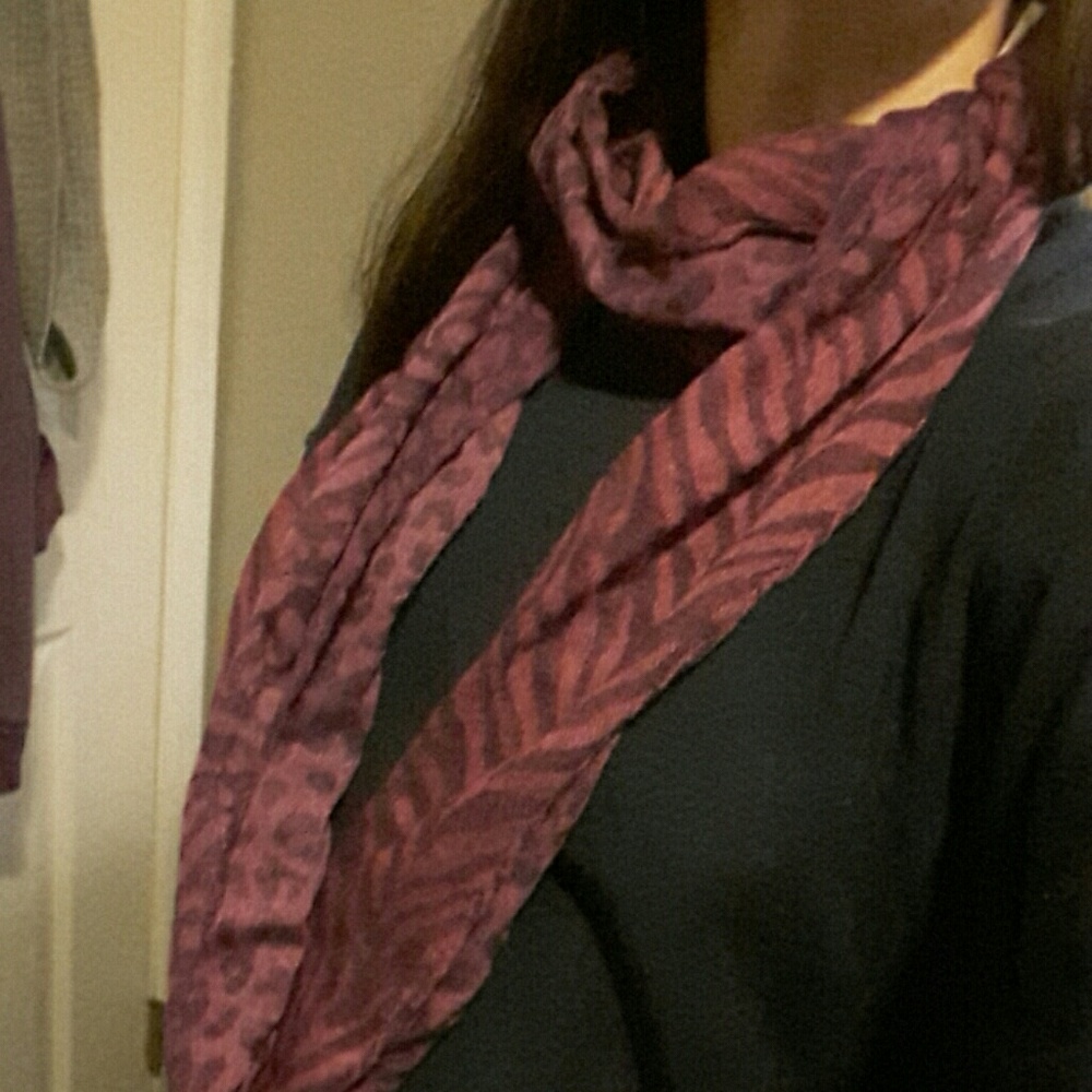 purple infinity scarf