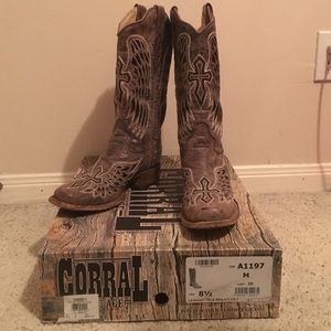 Barely worn Corral boots