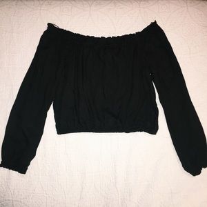 H&M | Off-the-Shoulder Crop Top