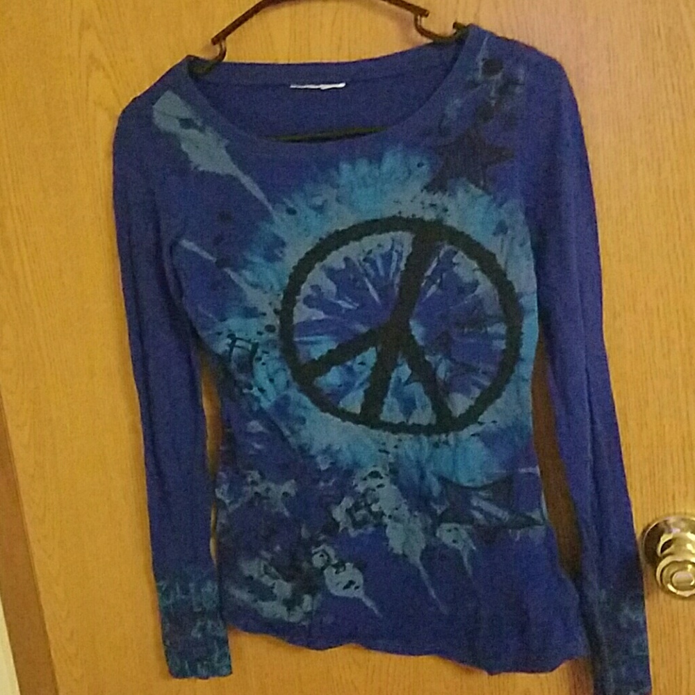 Peace sign shirt