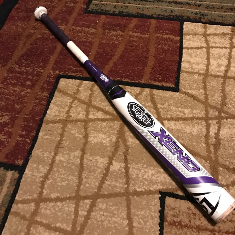 Xeno girls fastpitch softball bat