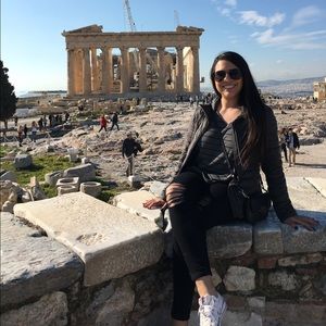 Meet your Posher, Erica