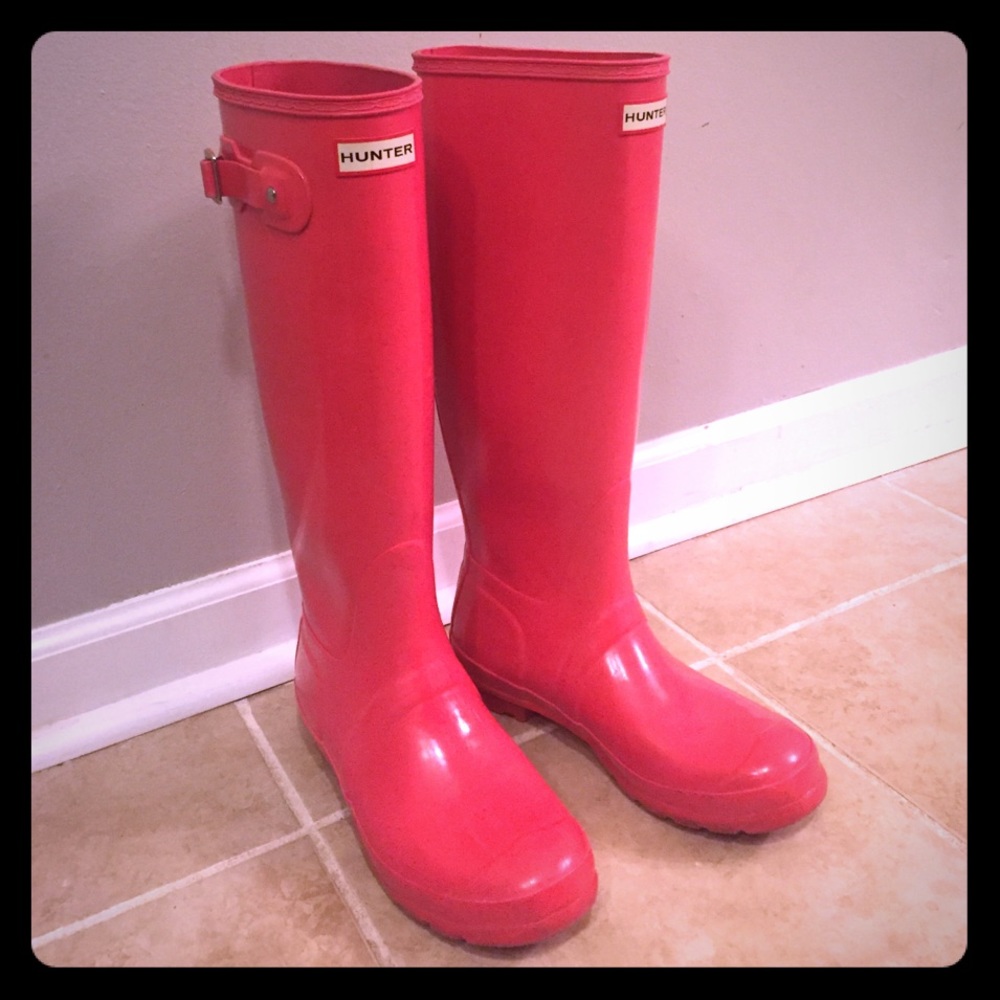 💗 Glossy Coral Hunter Boots