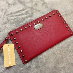 Michael Kors wristlet (Burgundy)