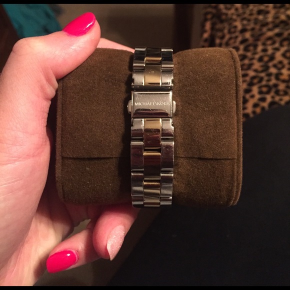 Michael kors watch - Picture 3 of 6