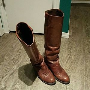 Gianni Bini tall leather boots