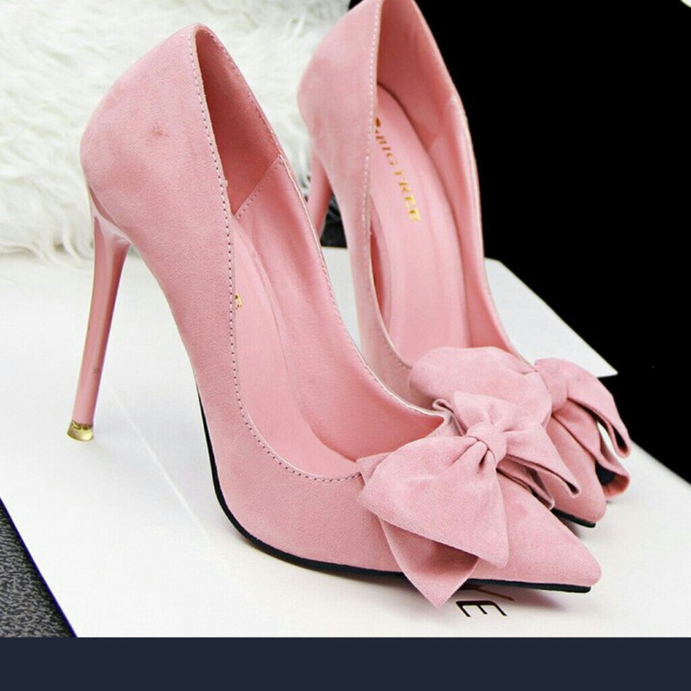 Sexy bow heels