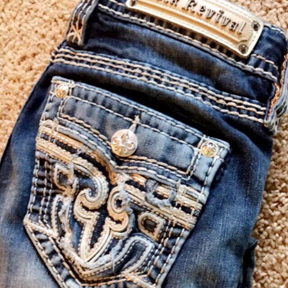 Women's rock revivals