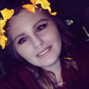 Meet your Posher, Shawana