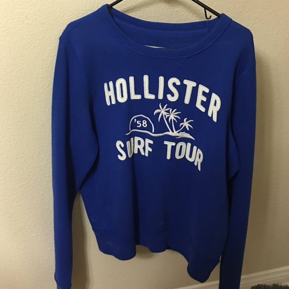 Hollister crew neck