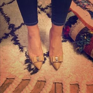 Beige patent leather Coach heels