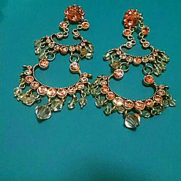 2 Gorgeous Pairs of Long Dangling Earrings - Picture 1 of 4