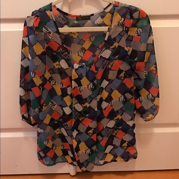 Swing front patterned blouse size small - Picture 1 of 4
