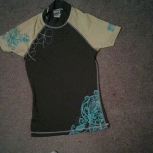 Body glove surf shirt