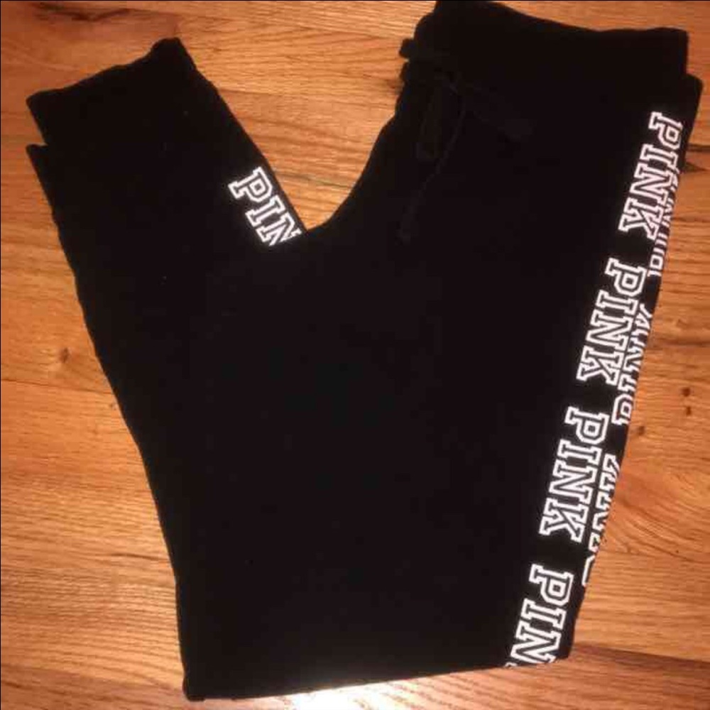 Vs pink yoga jogger large