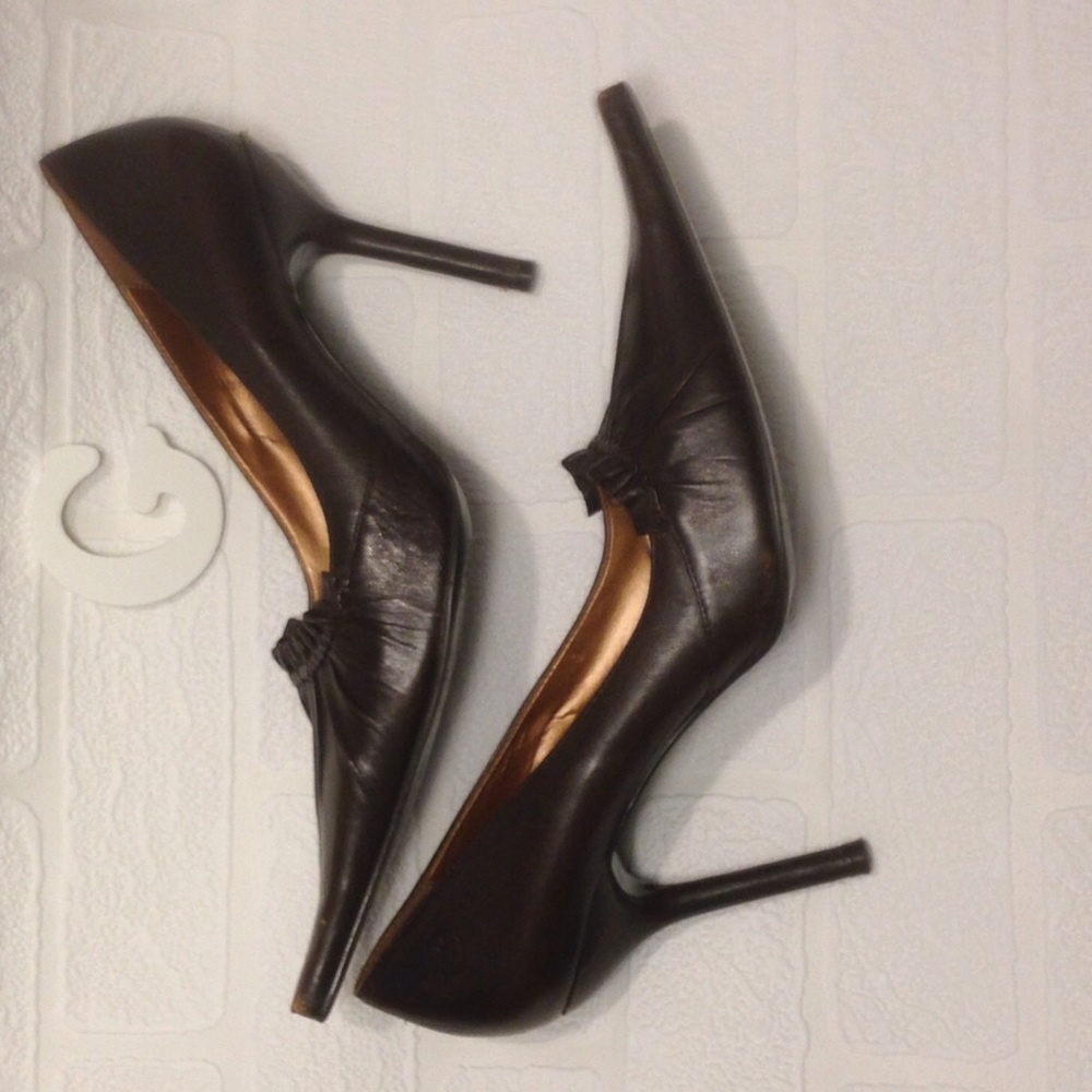 👠👠Gently worn 👠👠made in Brazil high heels 👠👠