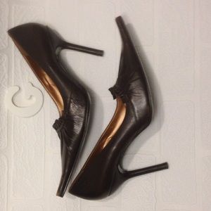 👠👠Gently worn 👠👠made in Brazil high heels 👠👠