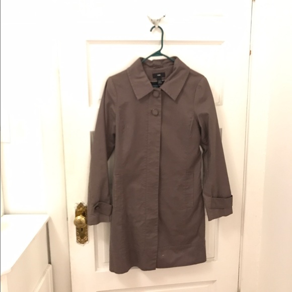 H&M Spring Coat - Picture 2 of 2