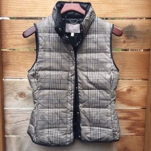 Brown and cream banana republic puffy vest