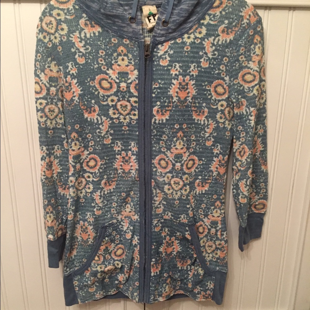 Free People 3/4 Sleeve Zip Hoody. Size Large.