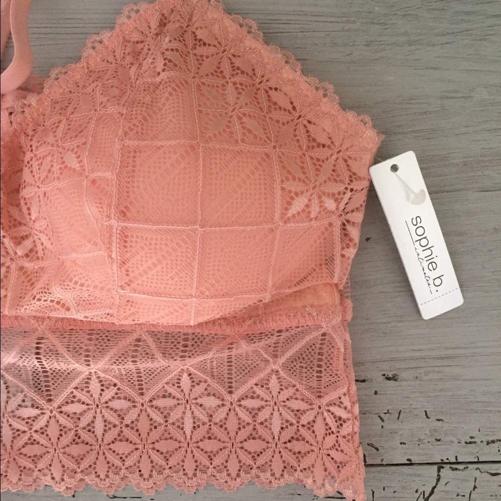 Gorgeous Pink Lace Bralette - Picture 3 of 6