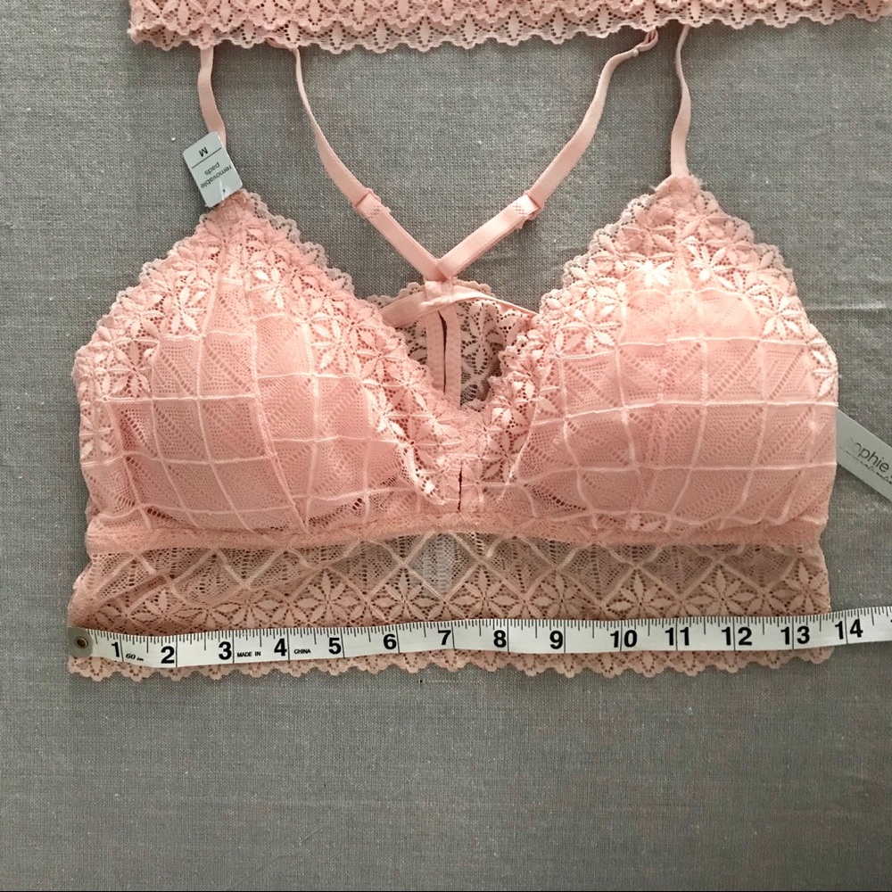 Gorgeous Pink Lace Bralette - Picture 5 of 6