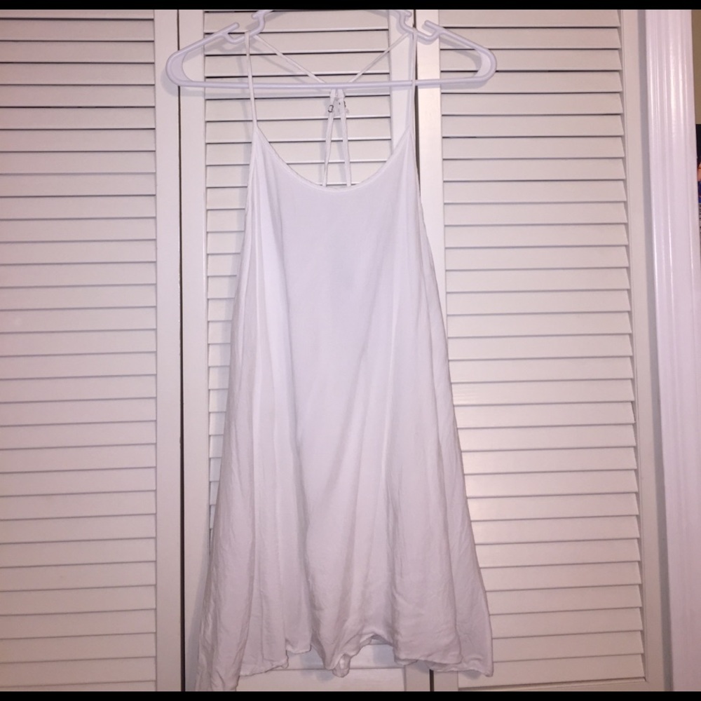 Essential cross back shirt