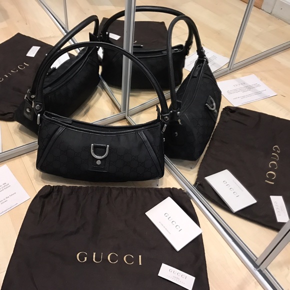 Gucci Handbags - Gucci (serial#293583 002123) fabric/leather bag