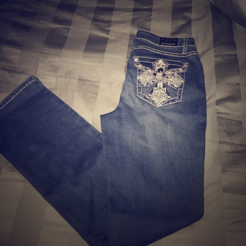 Like new Earl boot cut jeans