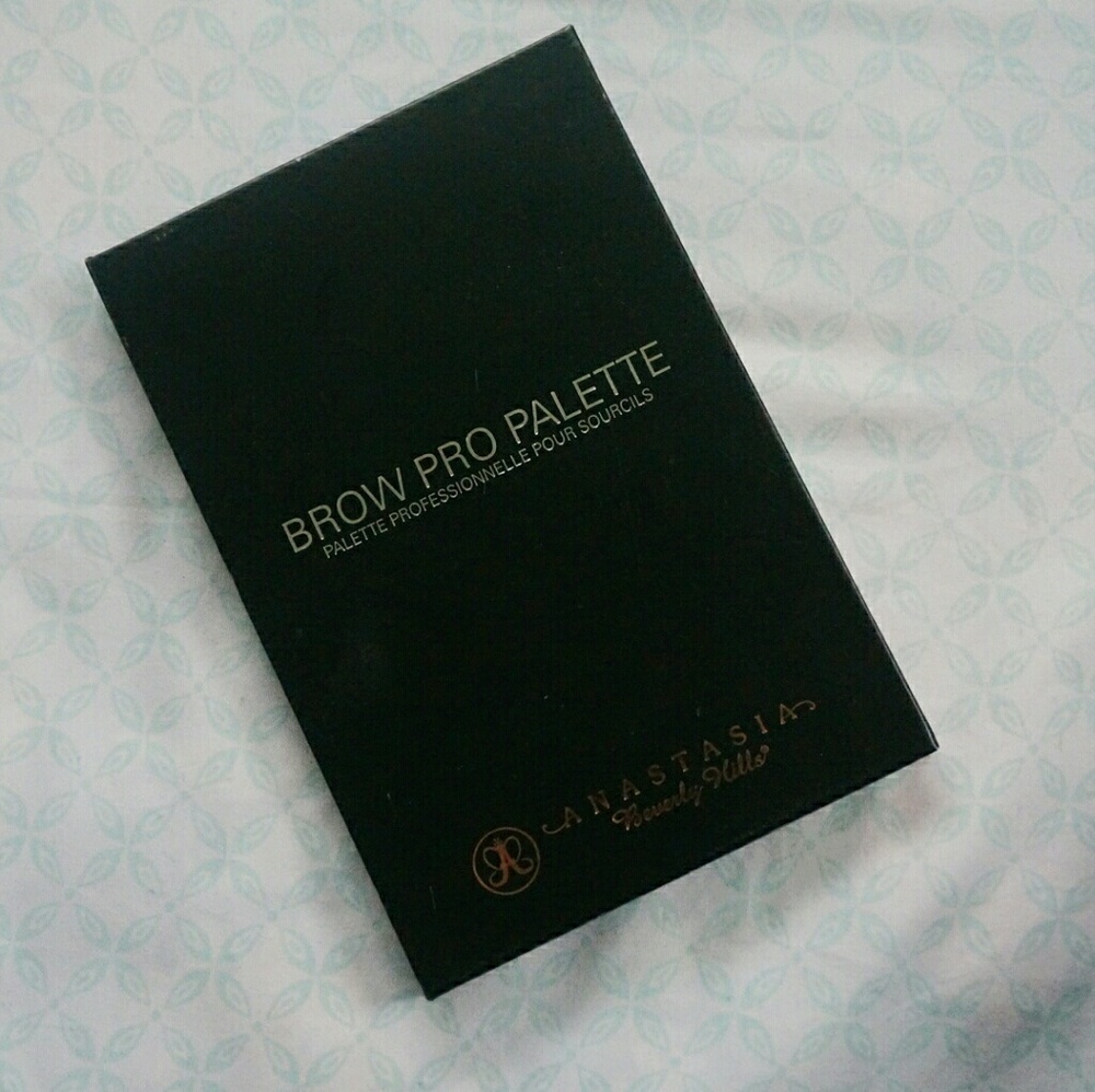 *HOLD* ABH Brow Pro Palette