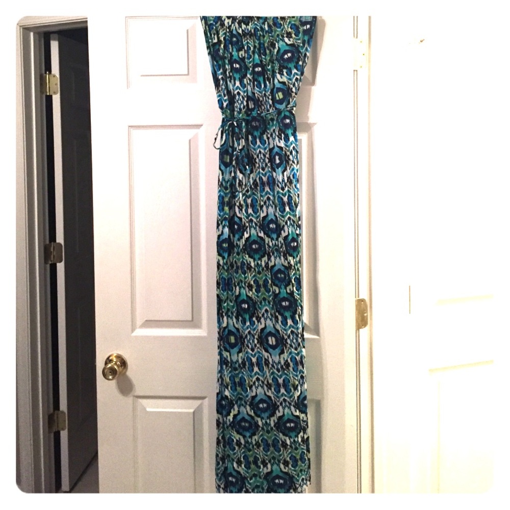 Loveappella Aztec Print Maxi Dress