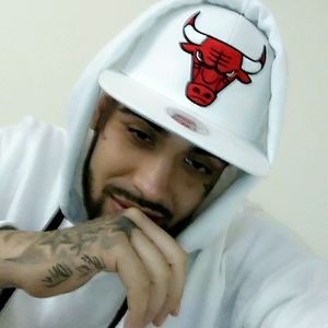 Meet your Posher, Leon