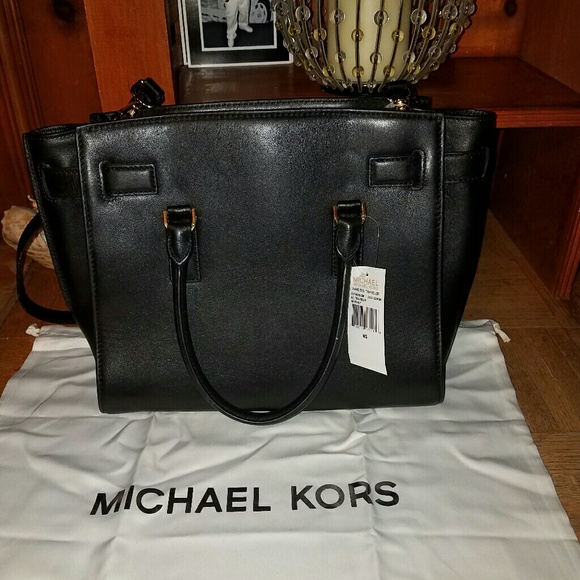 Authentic MK Hamilton - Picture 2 of 4