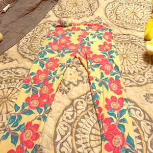 Lularoe one size leggings