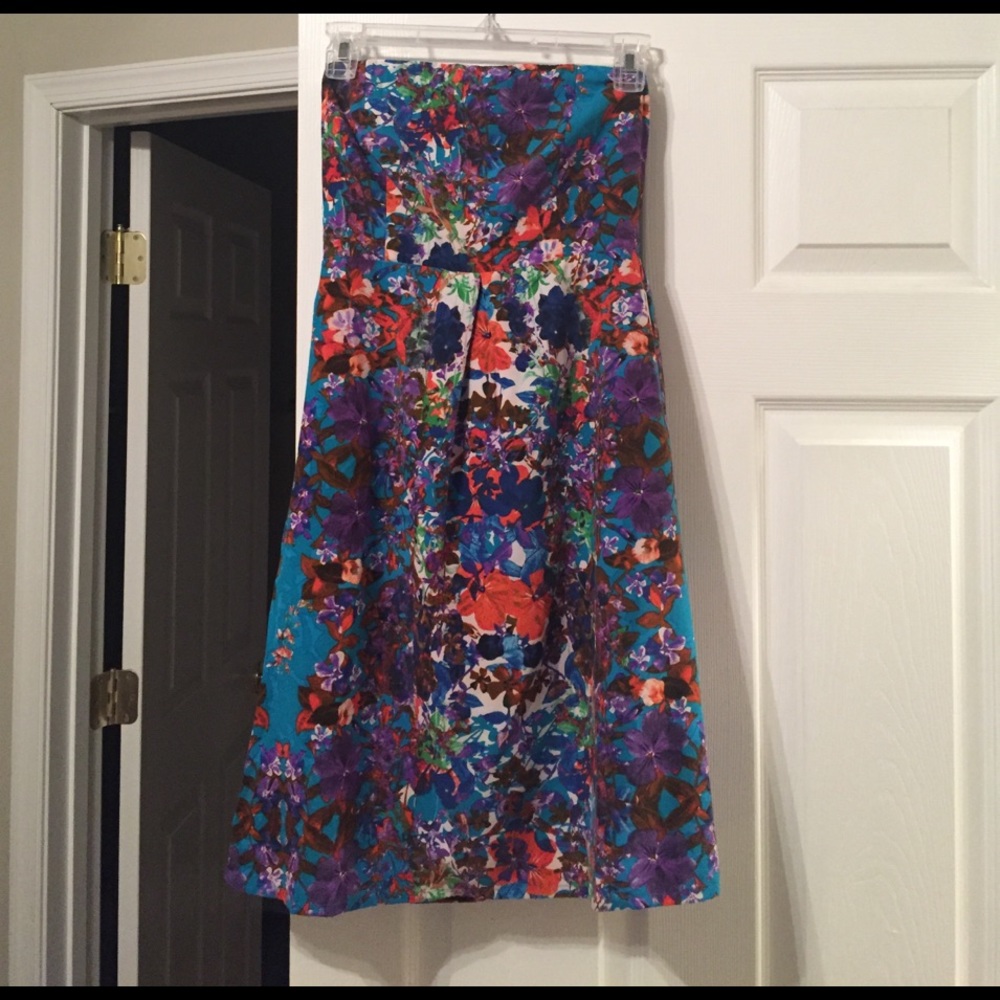 Lavand Floral Strapless Dress