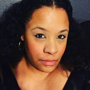 Meet your Posher, Lakisha