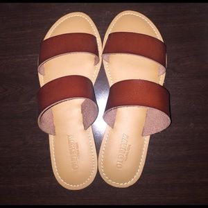 Old Navy sandals