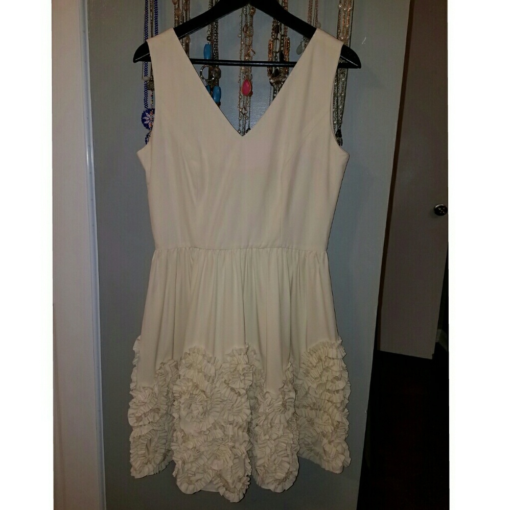 Minuet sleeveless dress