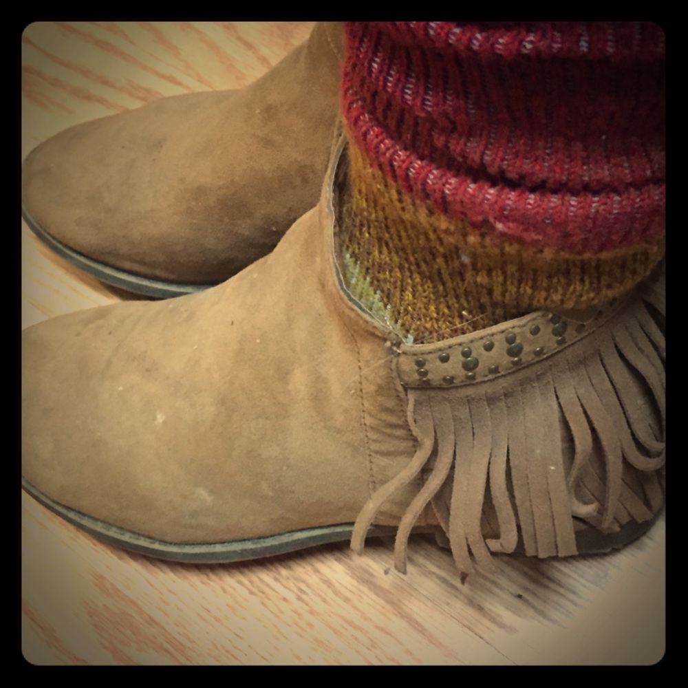 ❗️LAST CHANCE❗️ MOSSIMO TASSLE ANKLE BOOTIES