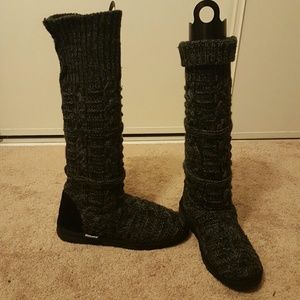 Shelly Mukluk sweater boots