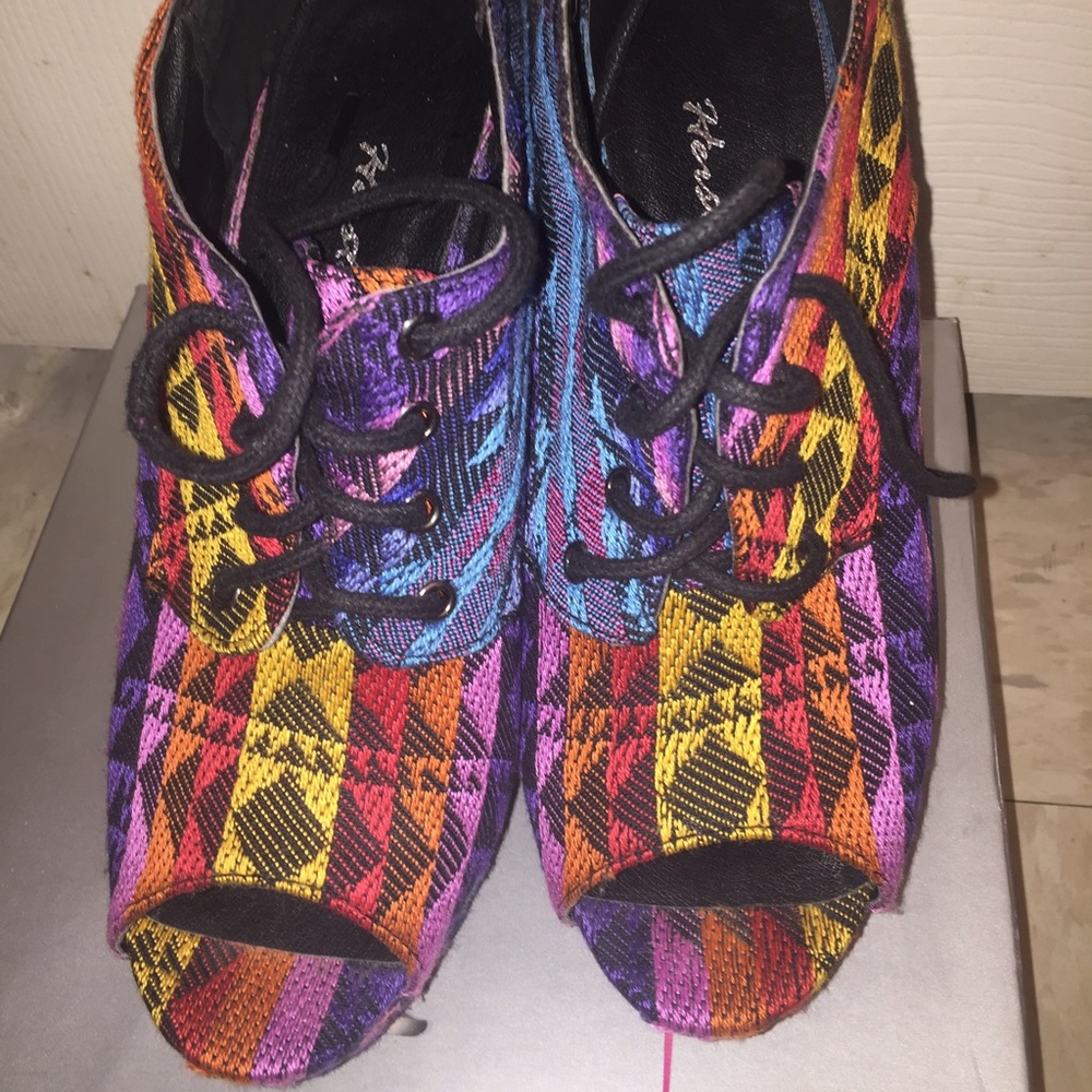 Wedges - Picture 2 of 3