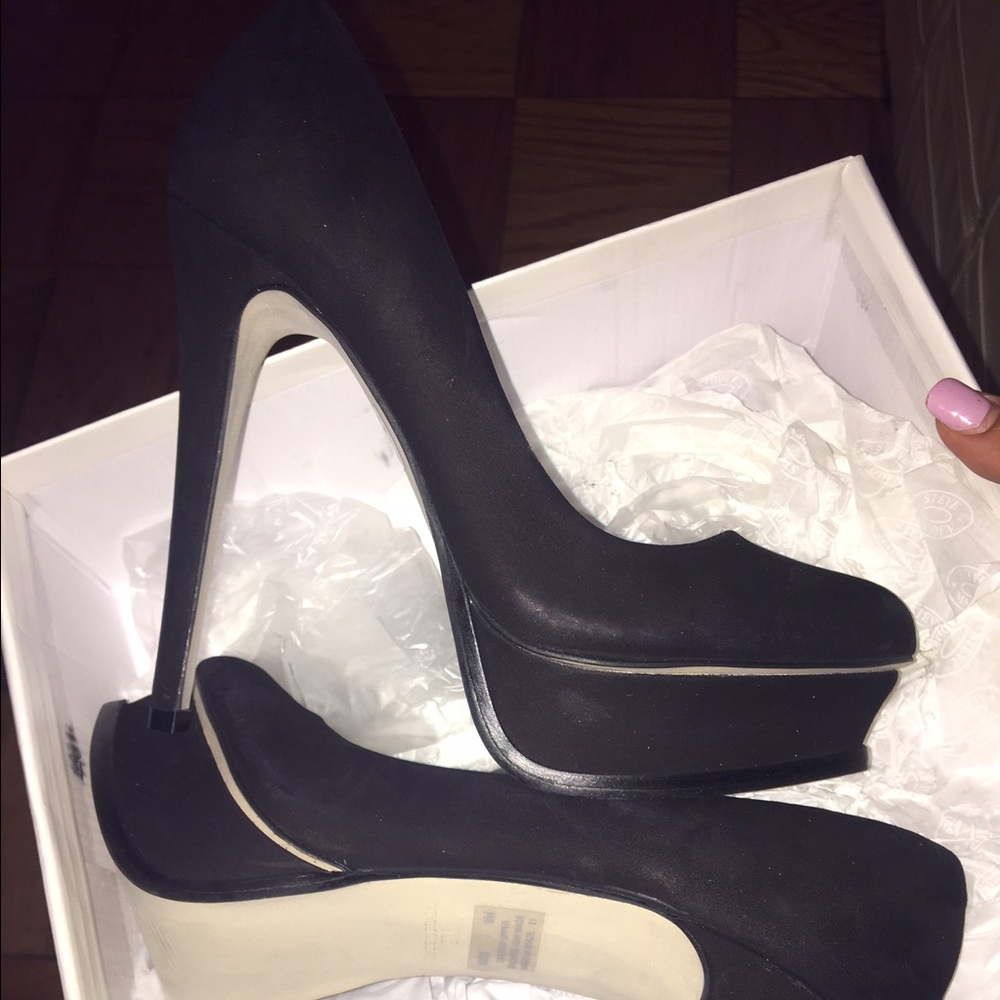 SOLD:Black Nubuck leather platform stiletto pumps