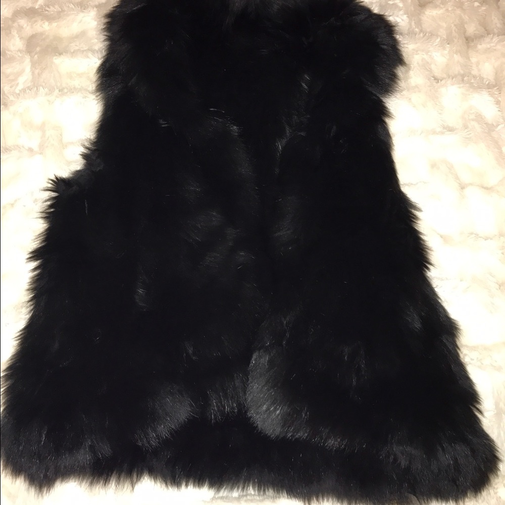 Theory "Hanalee" fox fur vest. - Picture 3 of 5