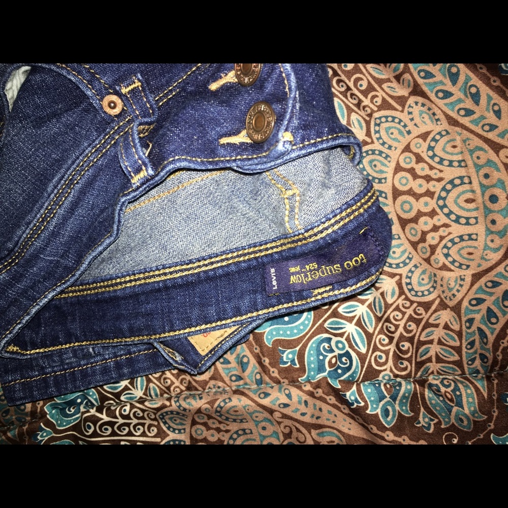 sold!!!524 Dark blue wash Levi's skinny jean - Picture 6 of 8